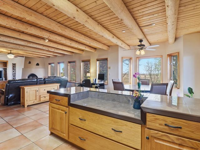 19 Aventura Road, Santa Fe, NM 87508