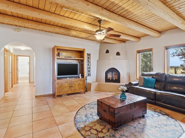 19 Aventura Road, Santa Fe, NM 87508