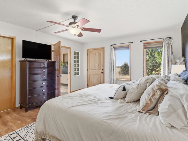 19 Aventura Road, Santa Fe, NM 87508