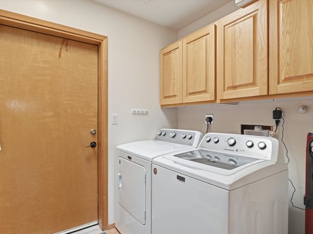 19 Aventura Road, Santa Fe, NM 87508