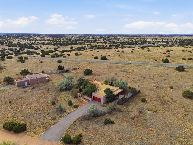 19 Aventura Road, Santa Fe, NM 87508