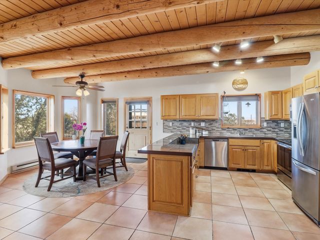 19 Aventura Road, Santa Fe, NM 87508