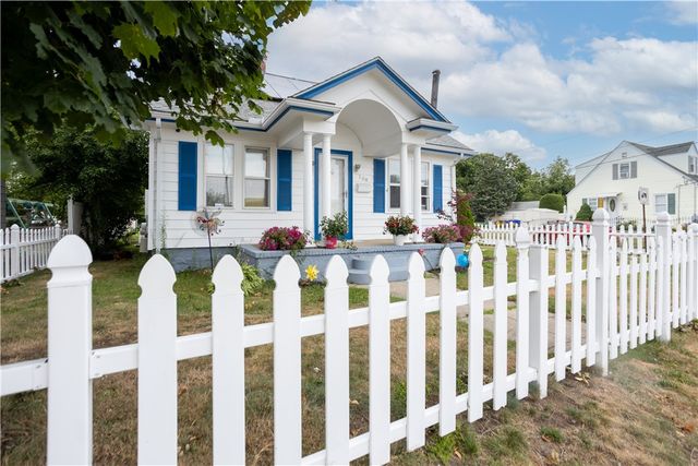 108 York Avenue, Pawtucket, RI 02860