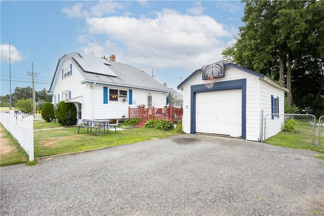 108 York Avenue, Pawtucket, RI 02860