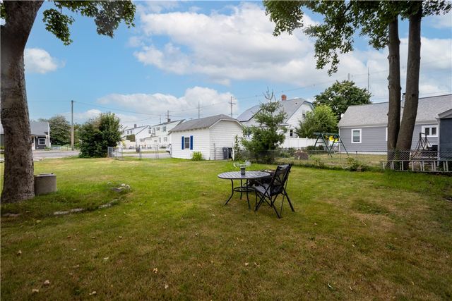108 York Avenue, Pawtucket, RI 02860