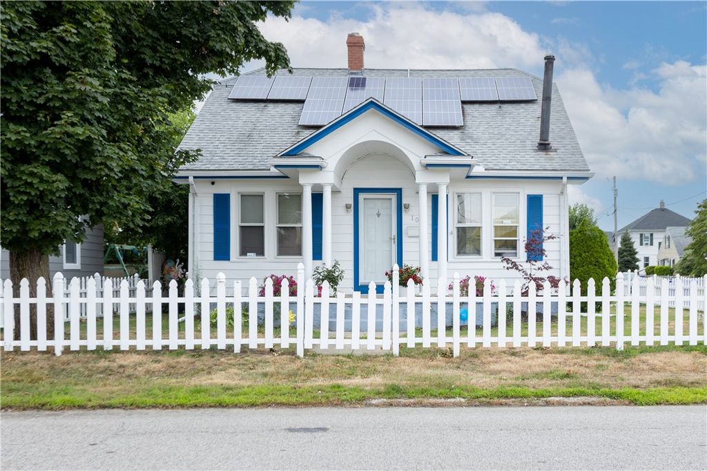 108 York Avenue, Pawtucket, RI 02860