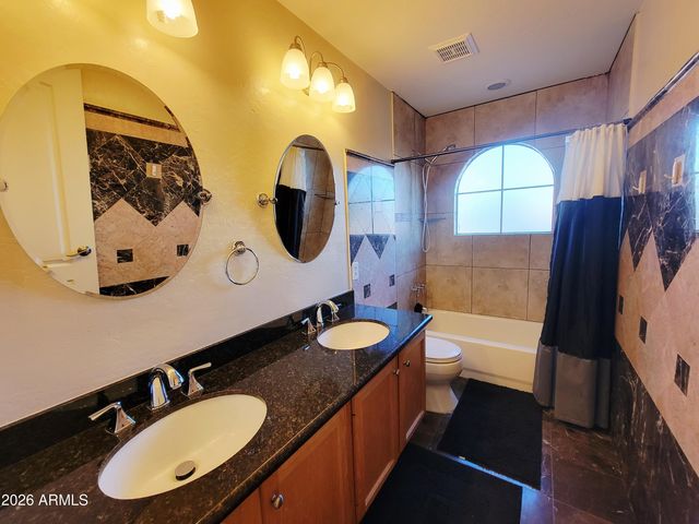 4027 E Kirkland Road, Phoenix, AZ 85050