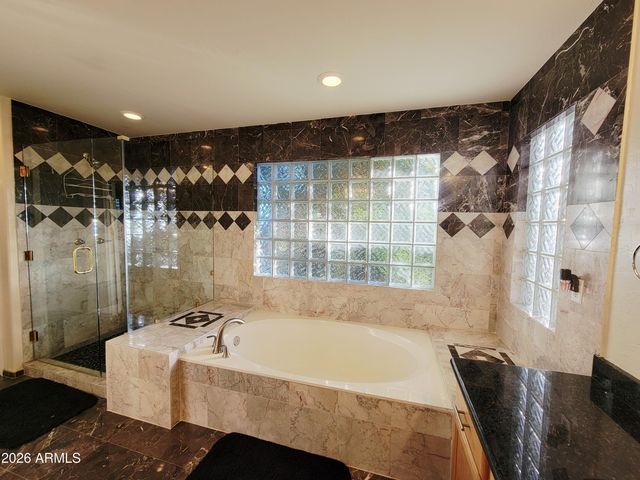 4027 E Kirkland Road, Phoenix, AZ 85050