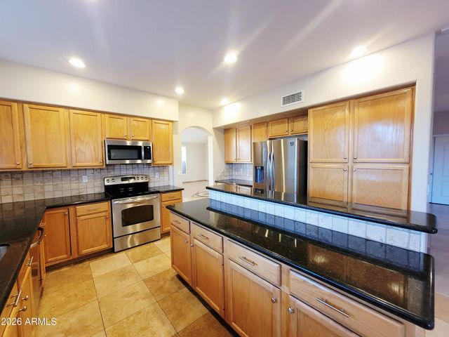 4027 E Kirkland Road, Phoenix, AZ 85050