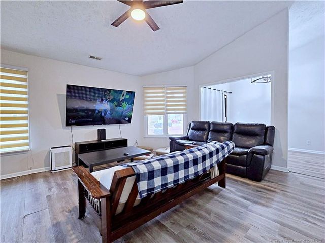 5309 Tory Hill Road, Hope Mills, NC 28348