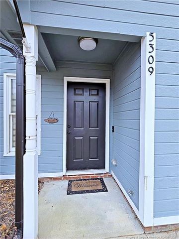 5309 Tory Hill Road, Hope Mills, NC 28348