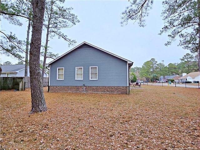 5309 Tory Hill Road, Hope Mills, NC 28348