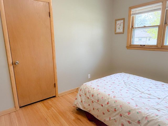 8218 W Potomac AVENUE, Milwaukee, WI 53218