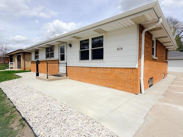 8218 W Potomac AVENUE, Milwaukee, WI 53218