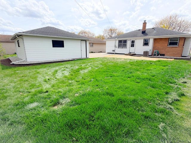 8218 W Potomac AVENUE, Milwaukee, WI 53218