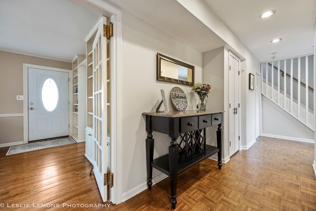 221 69th Street, Darien, IL 60561