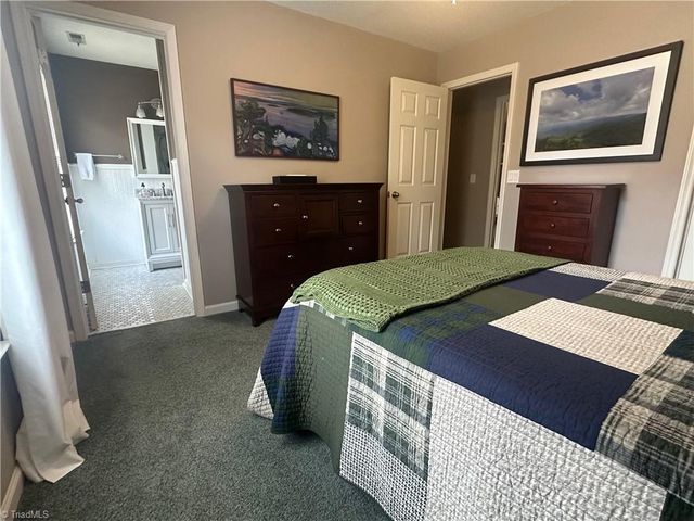 2705 Windy Crossing, Winston-salem, NC 27127