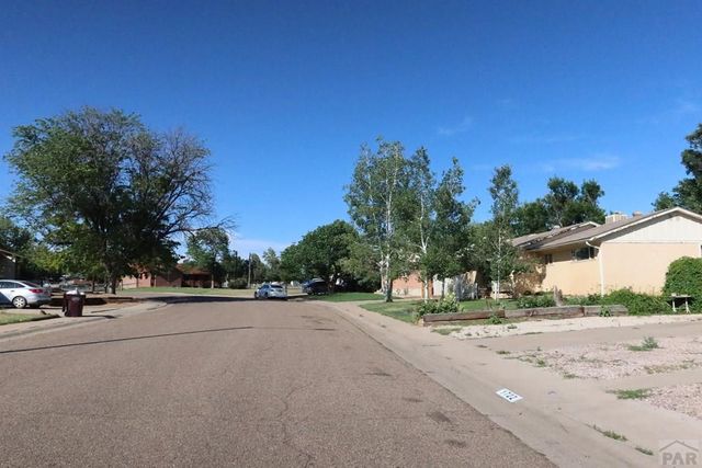 1723 Sheridan Rd, Pueblo, CO 81001