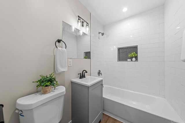 9362 Single Oak Drive, Lakeside, CA 92040