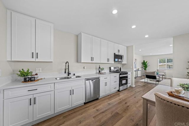 9362 Single Oak Drive, Lakeside, CA 92040