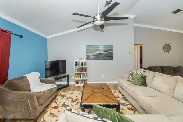 5012 Cassia Dr, Pensacola, FL 32506