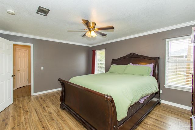 5012 Cassia Dr, Pensacola, FL 32506