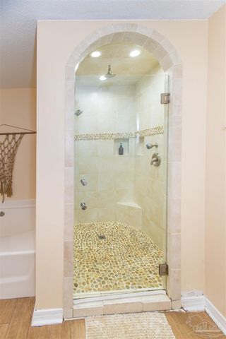 5012 Cassia Dr, Pensacola, FL 32506