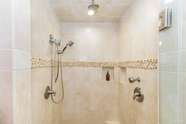 5012 Cassia Dr, Pensacola, FL 32506