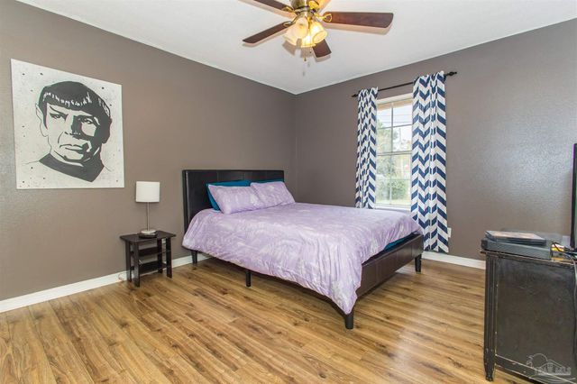 5012 Cassia Dr, Pensacola, FL 32506