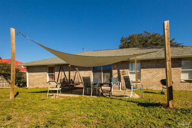 5012 Cassia Dr, Pensacola, FL 32506