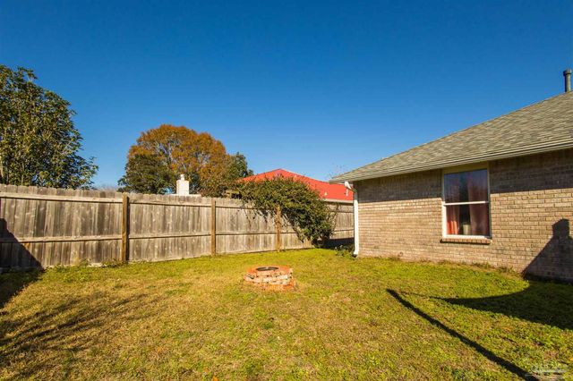 5012 Cassia Dr, Pensacola, FL 32506