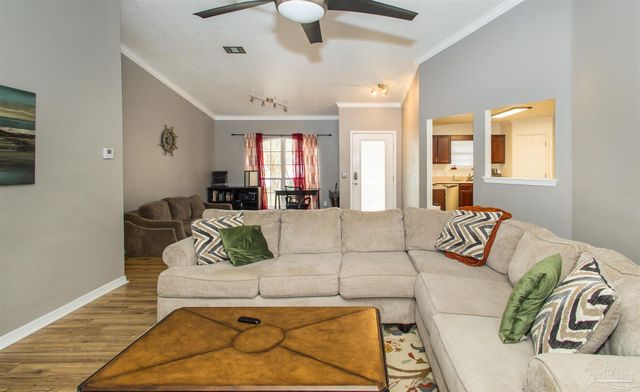 5012 Cassia Dr, Pensacola, FL 32506