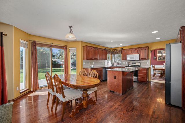 17615 N Kimberly Rd, Colbert, WA 99005