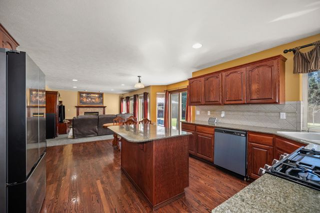 17615 N Kimberly Rd, Colbert, WA 99005