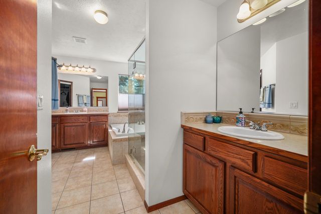 17615 N Kimberly Rd, Colbert, WA 99005