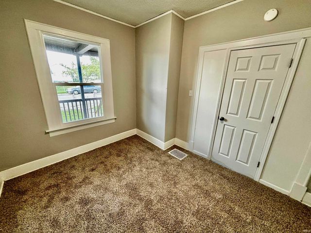 327 Ridgeway Avenue, Evansville, IN 47713