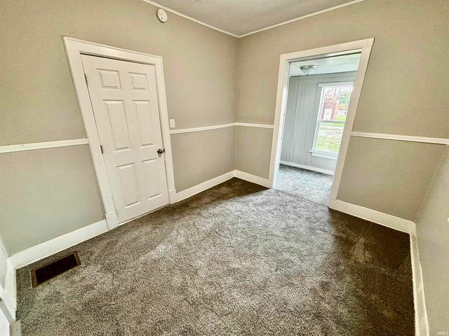 327 Ridgeway Avenue, Evansville, IN 47713