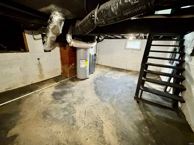 327 Ridgeway Avenue, Evansville, IN 47713