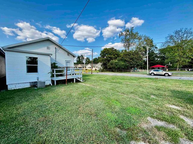 327 Ridgeway Avenue, Evansville, IN 47713