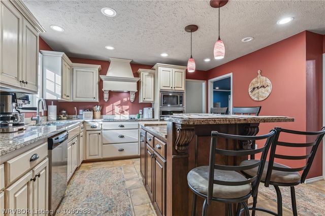 4501 S R Circle, Fort Smith, AR 72903