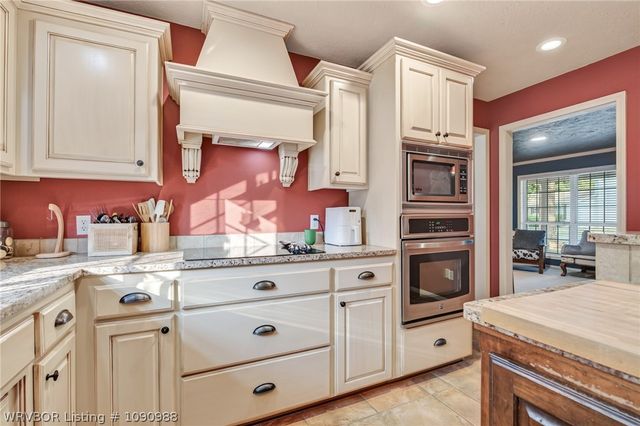 4501 S R Circle, Fort Smith, AR 72903