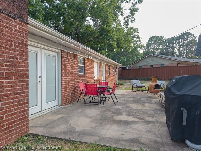 4501 S R Circle, Fort Smith, AR 72903