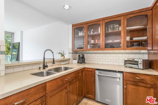 8787 Shoreham Drive 1203, West Hollywood, CA 90069