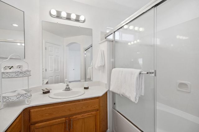9705 Anton Oaks Way, Elk Grove, CA 95624