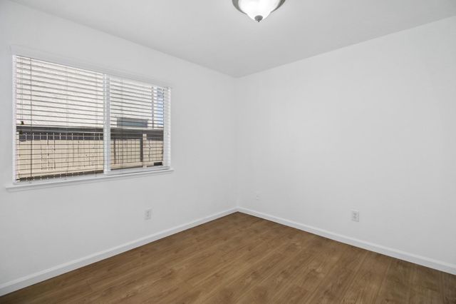 9705 Anton Oaks Way, Elk Grove, CA 95624
