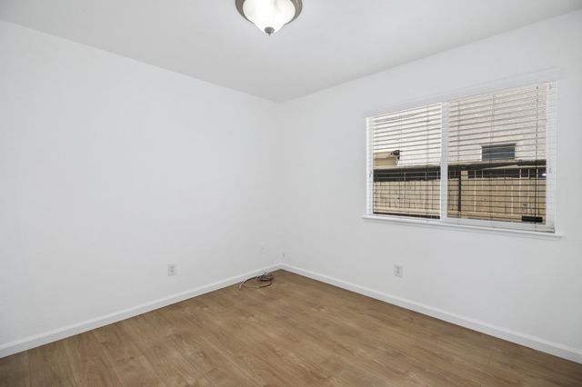 9705 Anton Oaks Way, Elk Grove, CA 95624