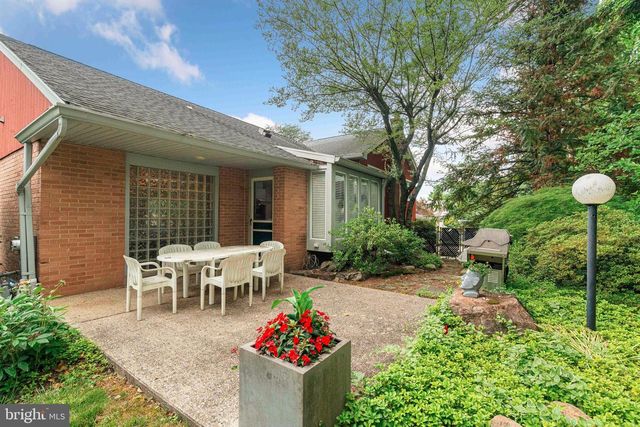 3809 MIDVALE LN, Huntingdon Valley, PA 19006