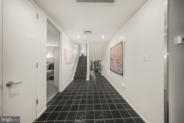 3809 MIDVALE LN, Huntingdon Valley, PA 19006
