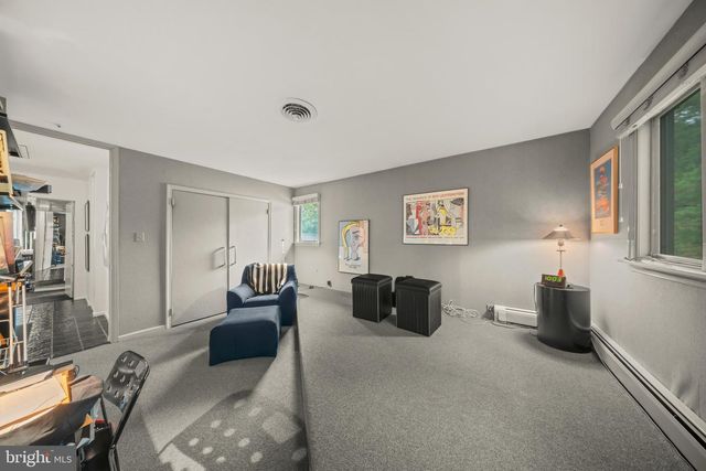 3809 MIDVALE LN, Huntingdon Valley, PA 19006