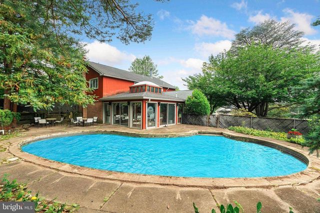 3809 MIDVALE LN, Huntingdon Valley, PA 19006